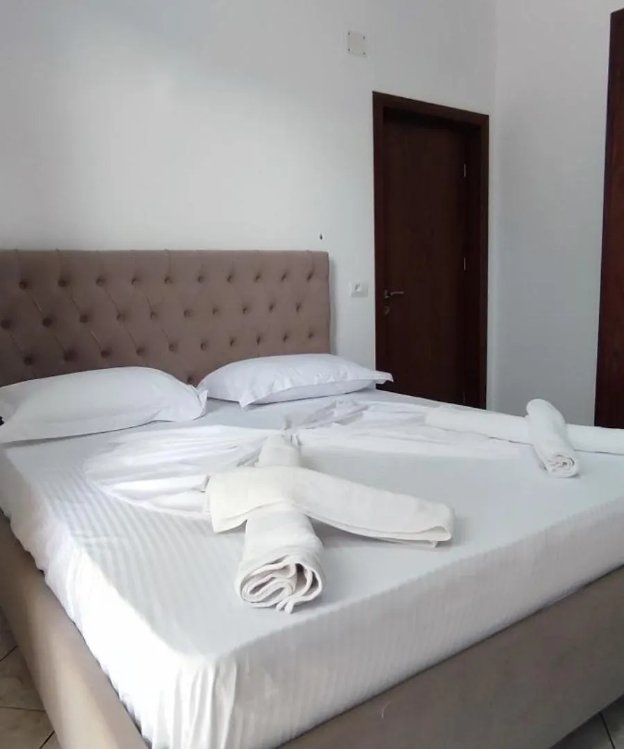 Guest house Villa Shapa Ksamil