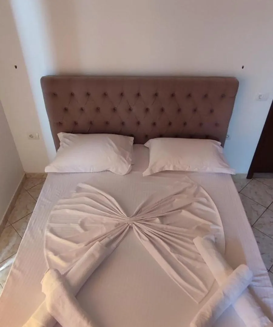 Guest house Villa Shapa Ksamil