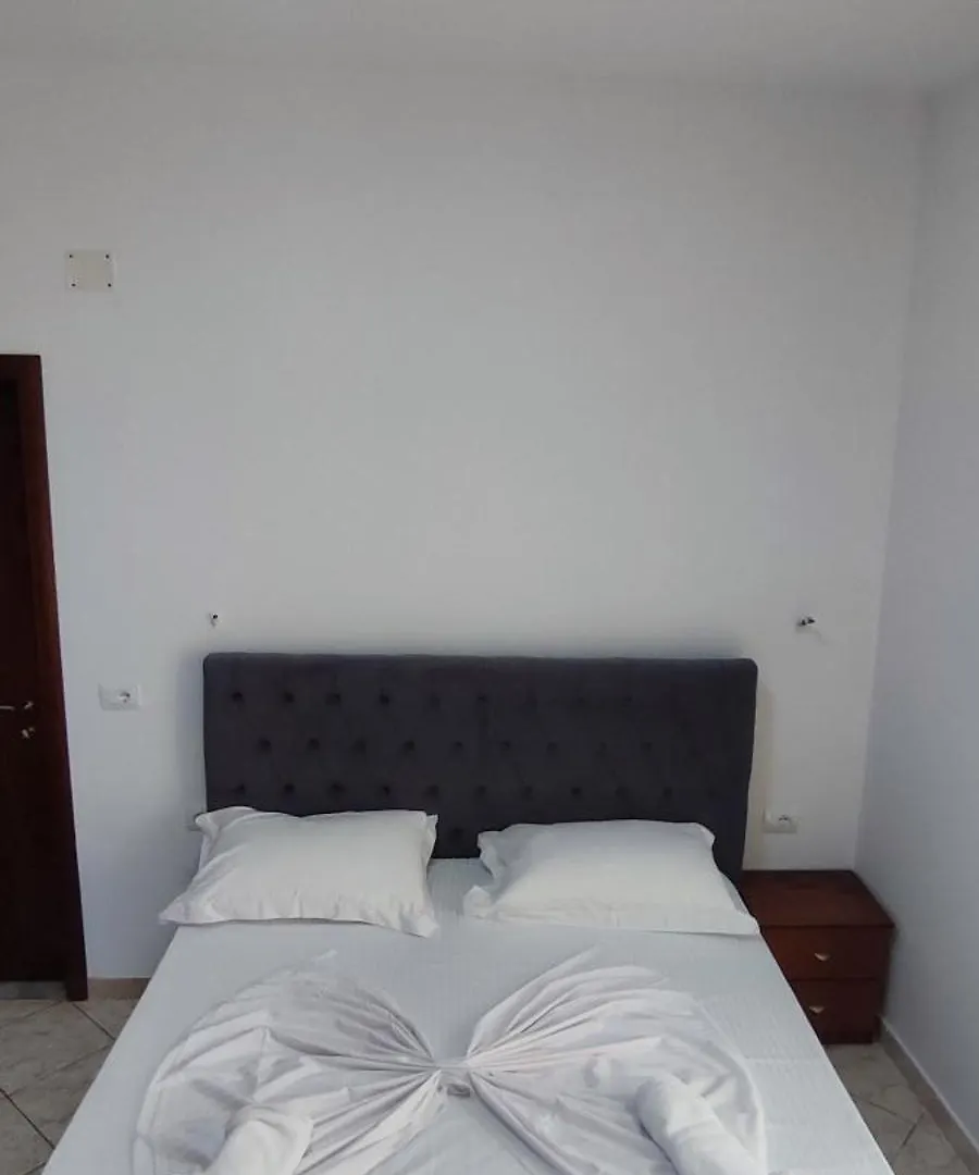 Villa Shapa Ksamil Guest house