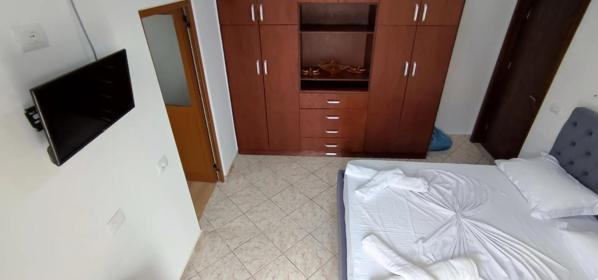 Guest house Villa Shapa Ksamil